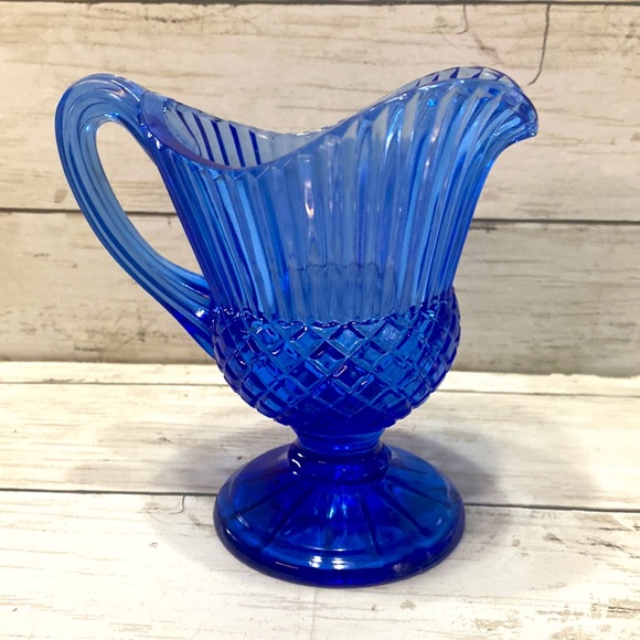 Vintage Avon Cobalt Blue Mt Vernon Creamer/Small Pitcher - Picture 3 of 7